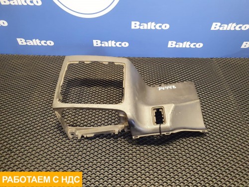 Накладка на торпедо