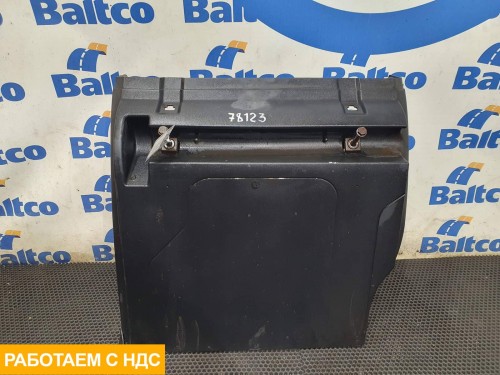 Крыло заднее правое